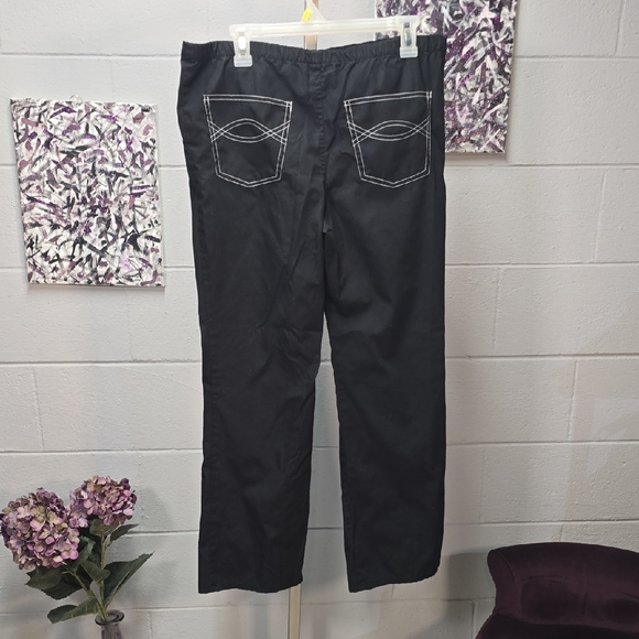 Stylish Black Women's Joggers with Drawstring - Picture 6 of 12